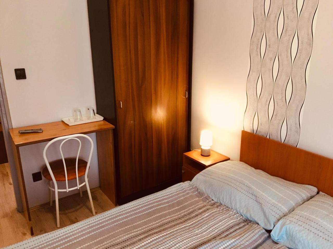 Stella Vendeghaz Hotell Debrecen Exteriör bild