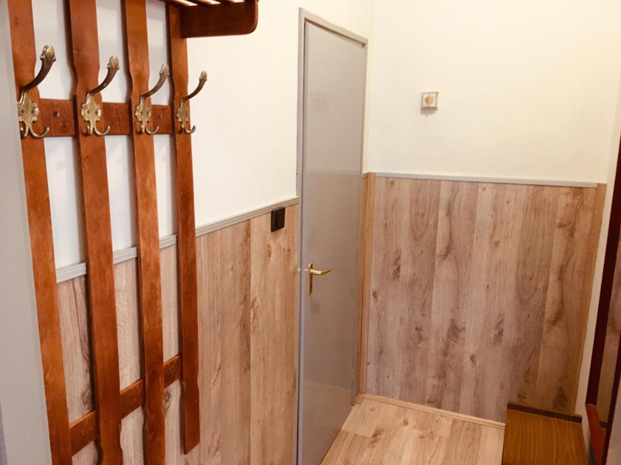 Stella Vendeghaz Hotell Debrecen Exteriör bild