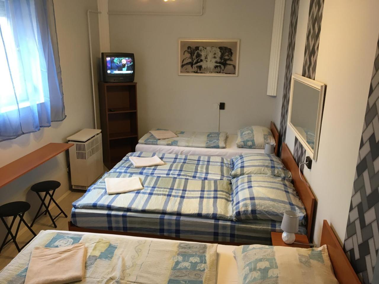 Stella Vendeghaz Hotell Debrecen Exteriör bild